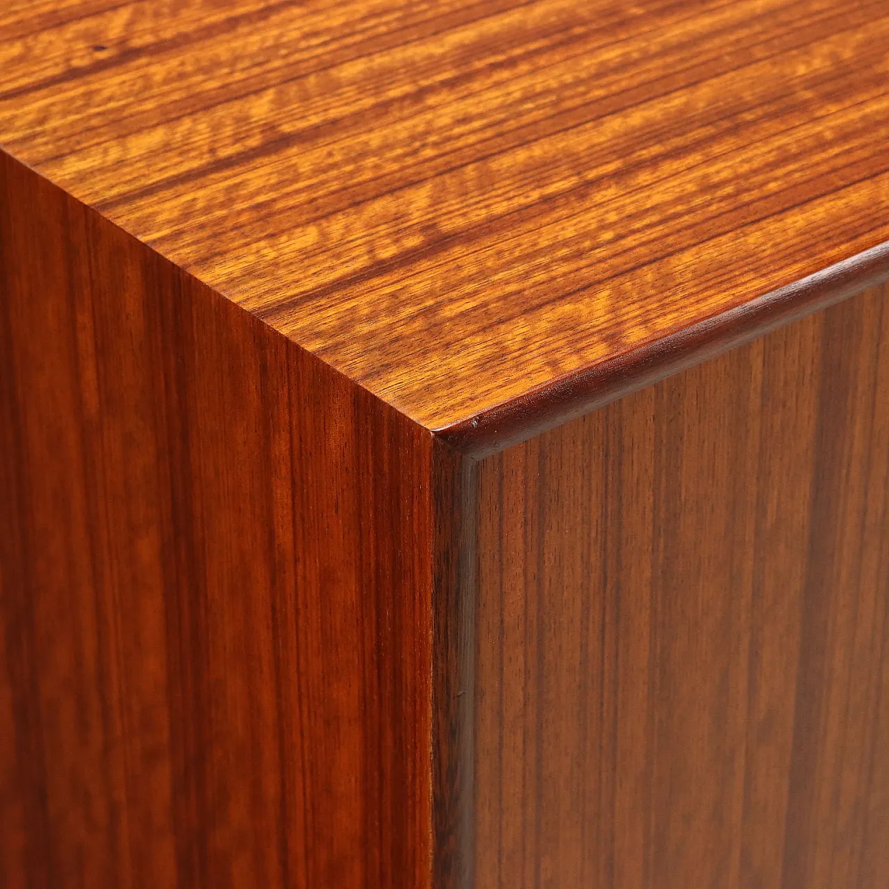 Credenza impiallacciata in teak e inserti in metallo, '900 5
