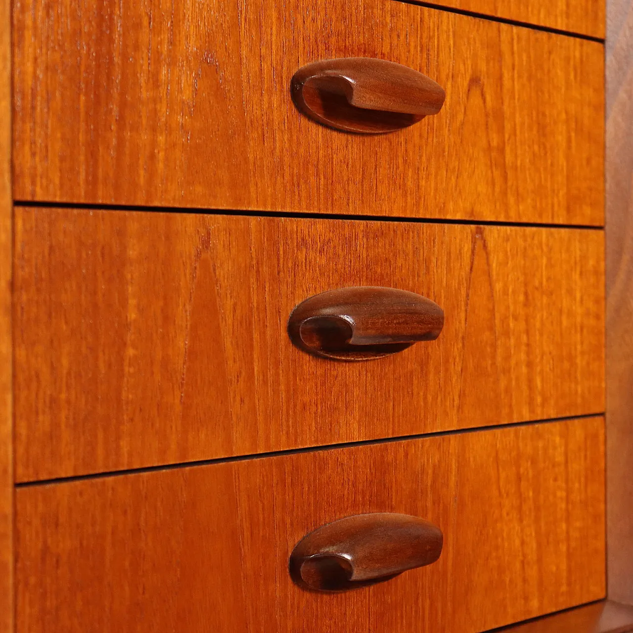 Credenza impiallacciata in teak, '900 6