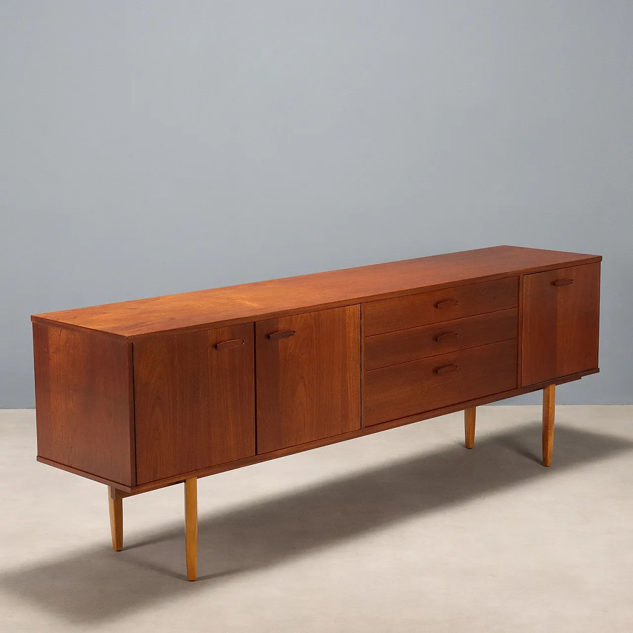 Credenza impiallacciata in teak, '900 1