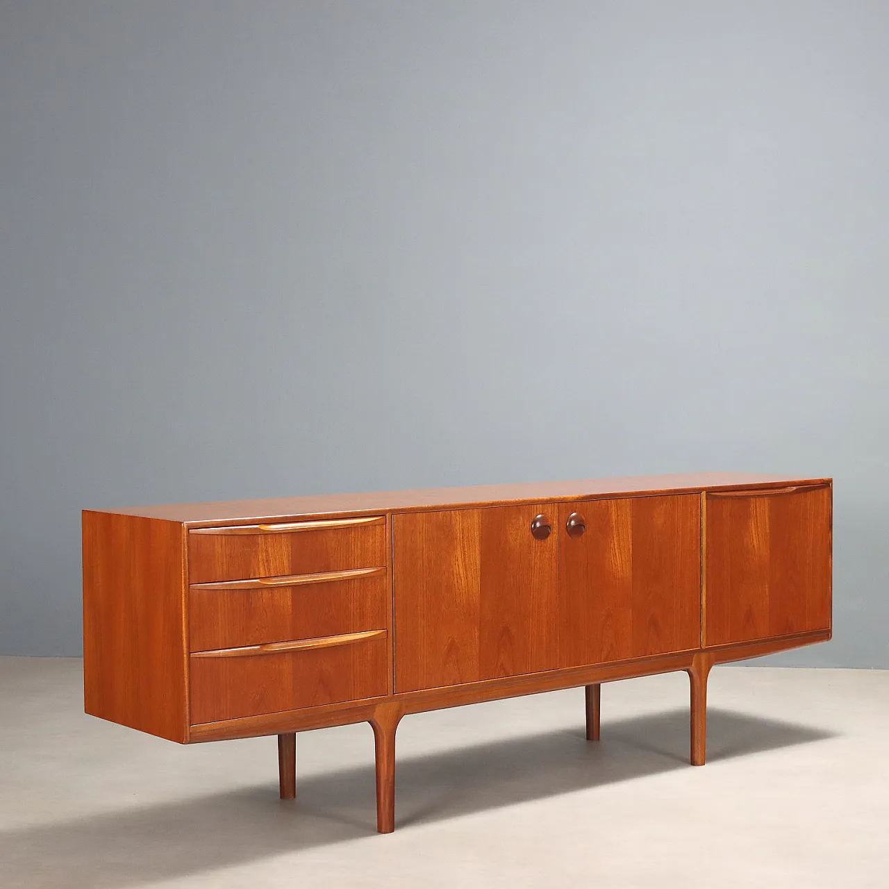Credenza impiallacciata in teak, '900 1