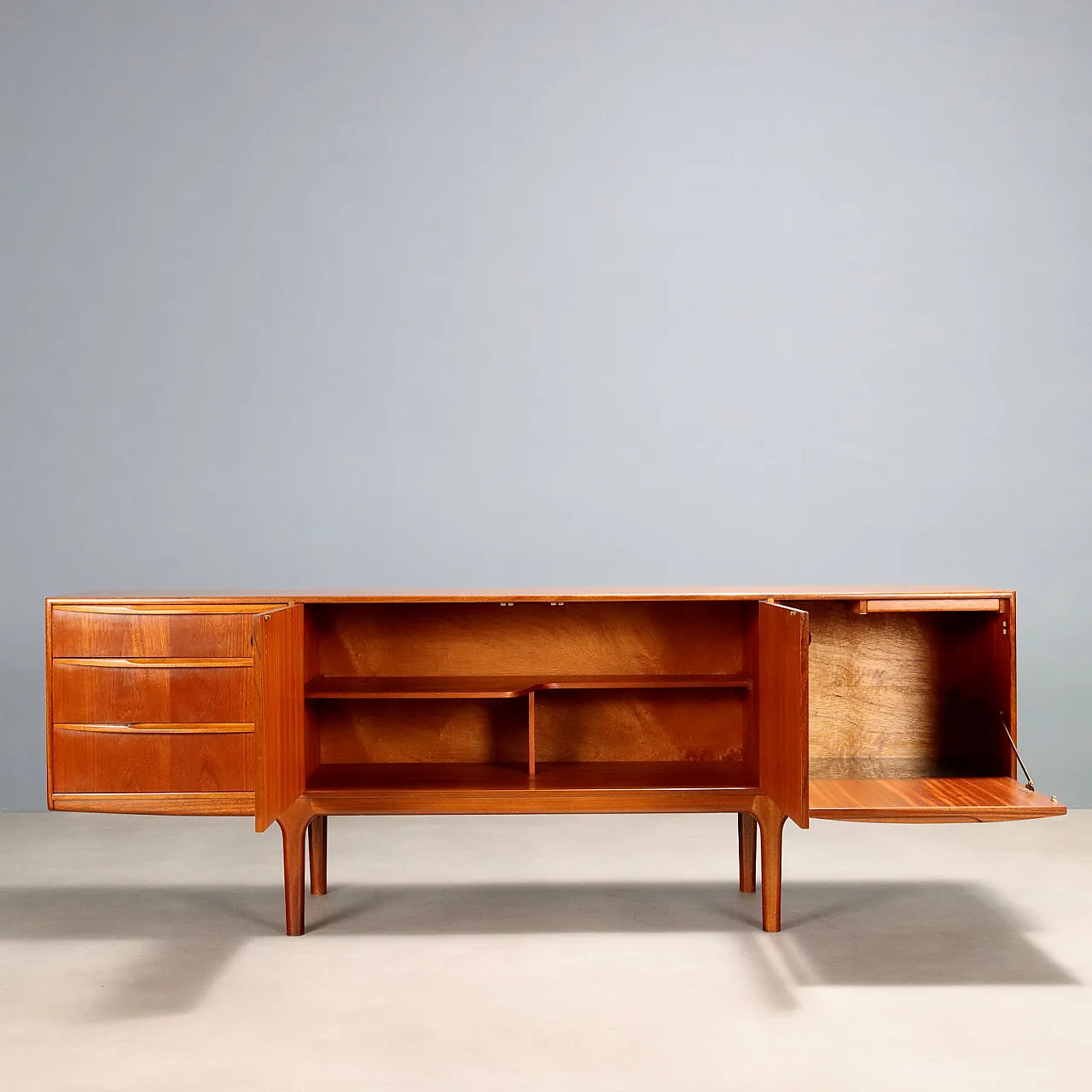 Credenza impiallacciata in teak, '900 3