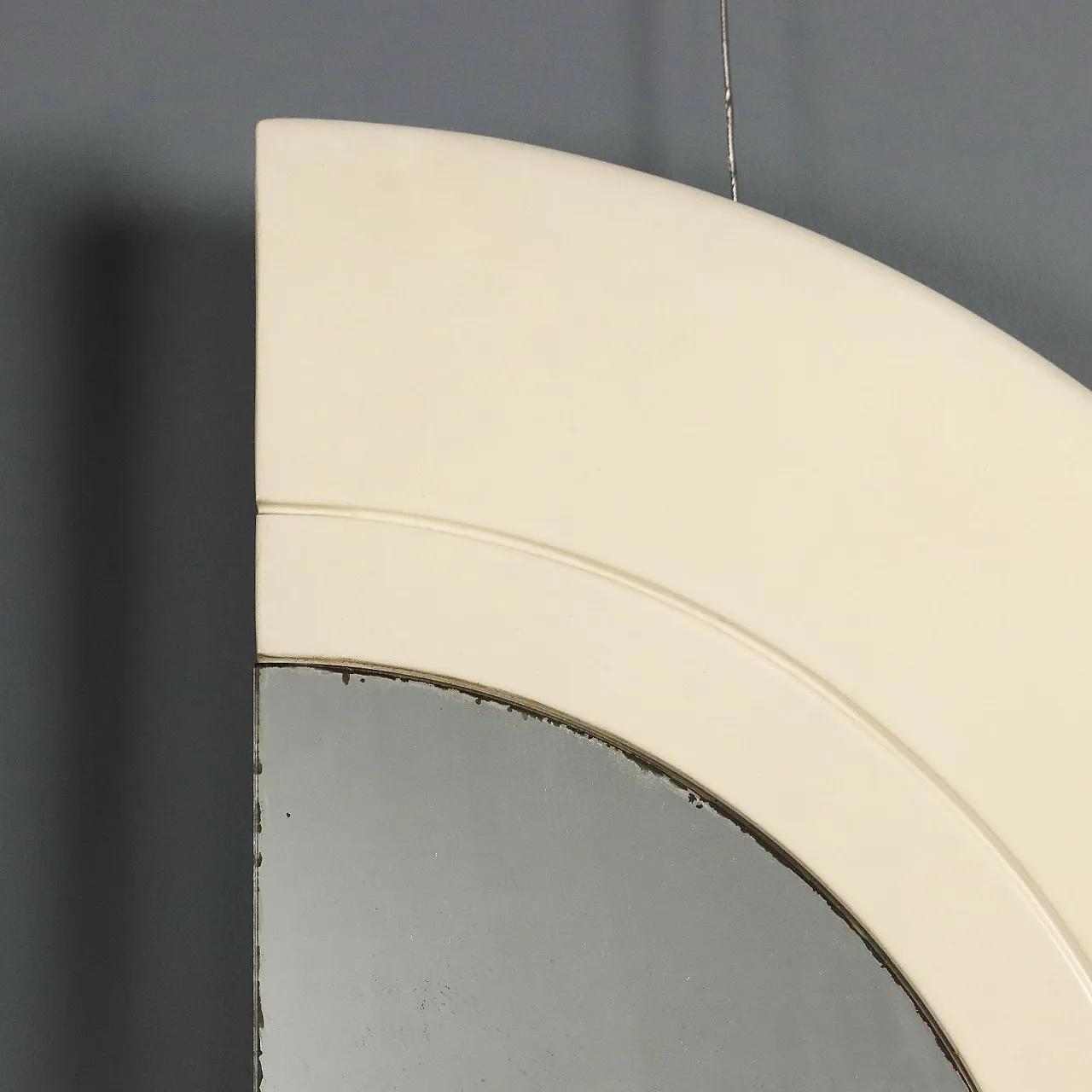 Coppia di specchi con cornici in legno laccato bianco, '900 6