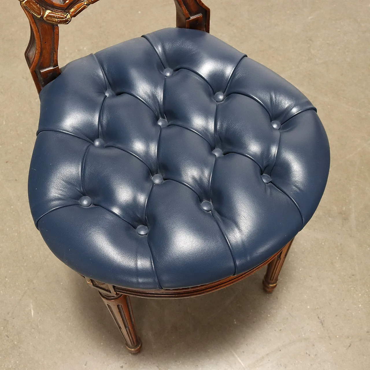 Scrivania  a forma di fagiolo con sedia in pelle, '900 10