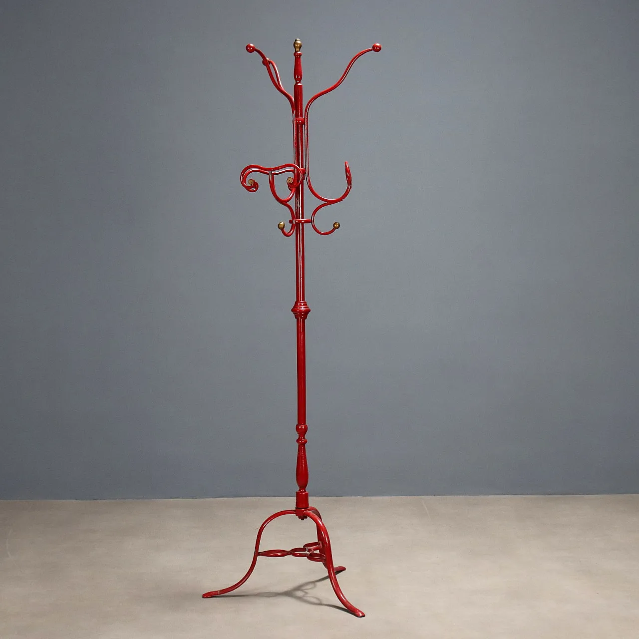 Appendiabiti in metallo smaltato rosso, '900 1