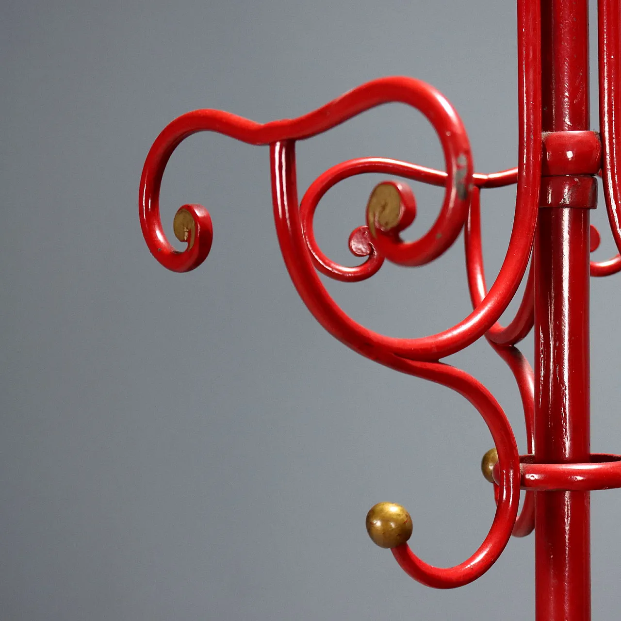 Appendiabiti in metallo smaltato rosso, '900 4