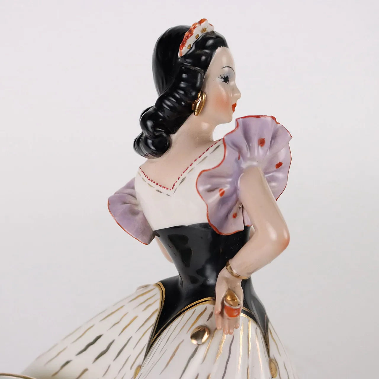 G. Girardi, damsel with vase, painted ceramic sculpture 8