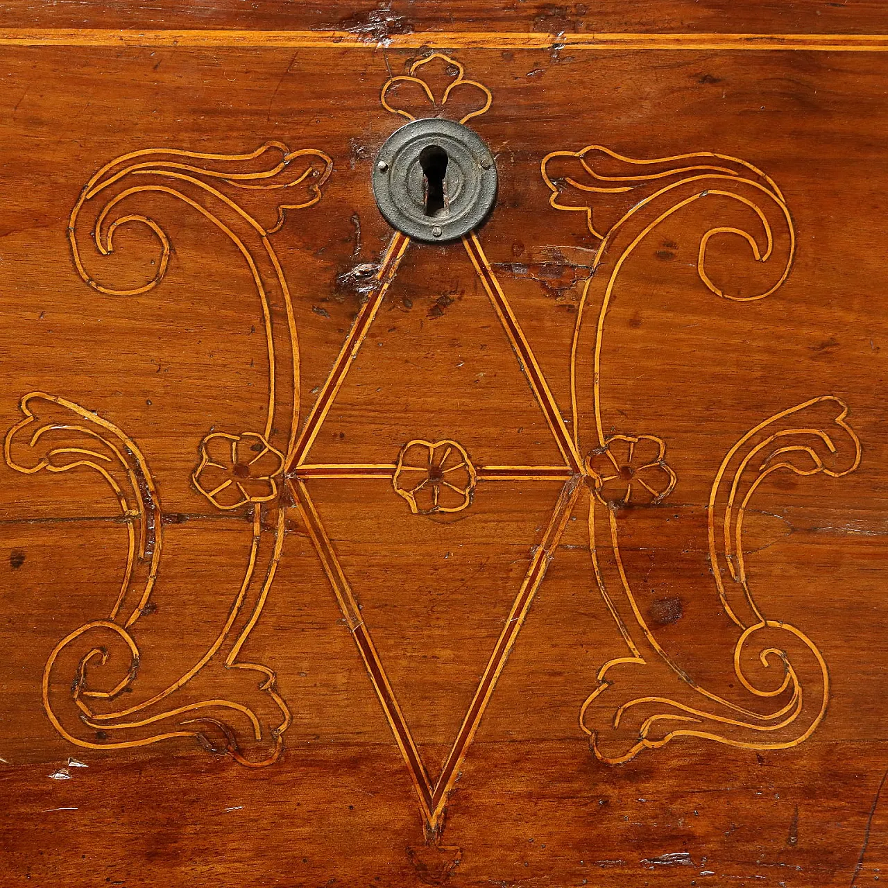 Armadio a ribalta in noce, '700 9