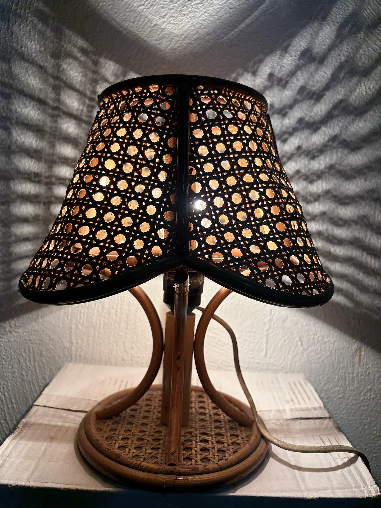 Lampada in vimini, anni '70 1