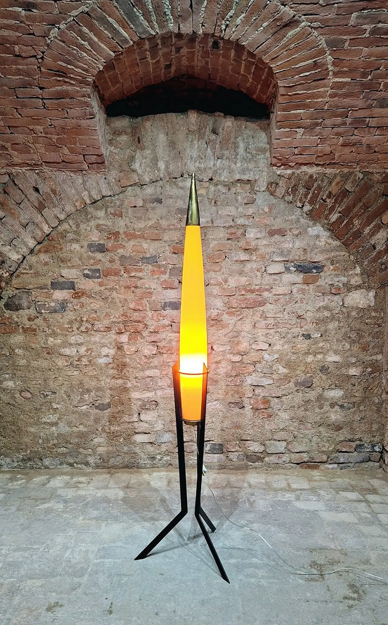 Lampada a forma di razzo in vetro e metallo di Vistosi, anni '50 3
