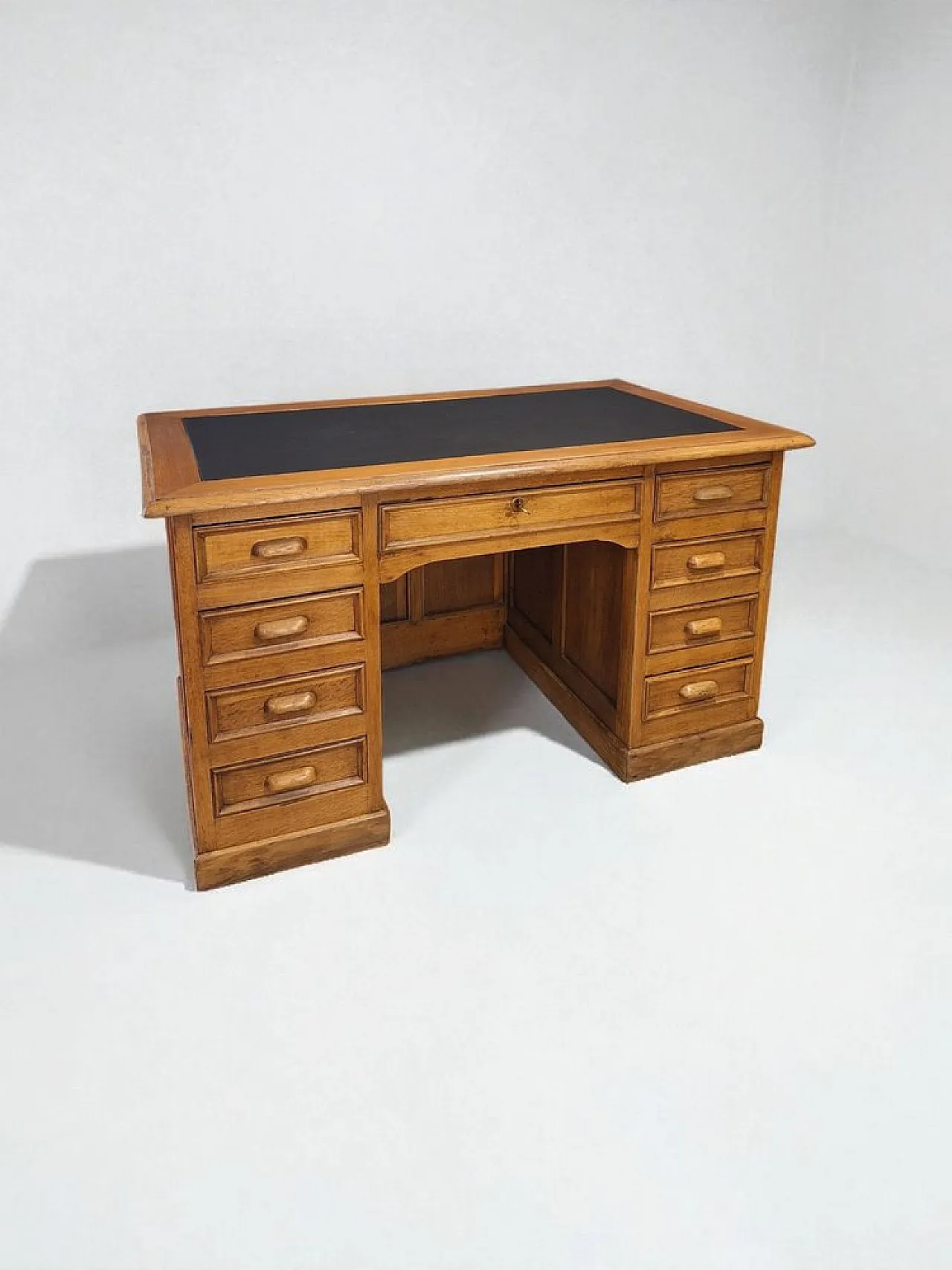 Oak executive desk with leather top, 1940s 1
