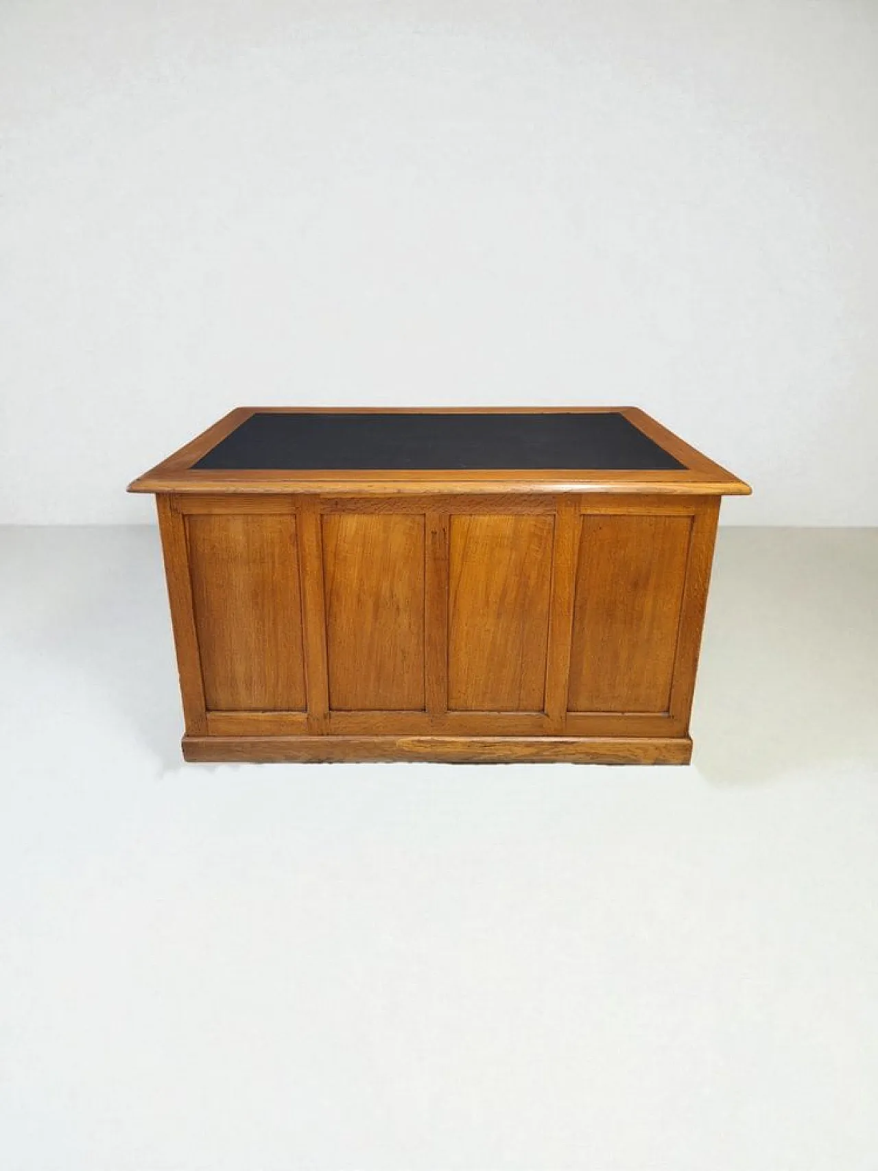 Oak executive desk with leather top, 1940s 5