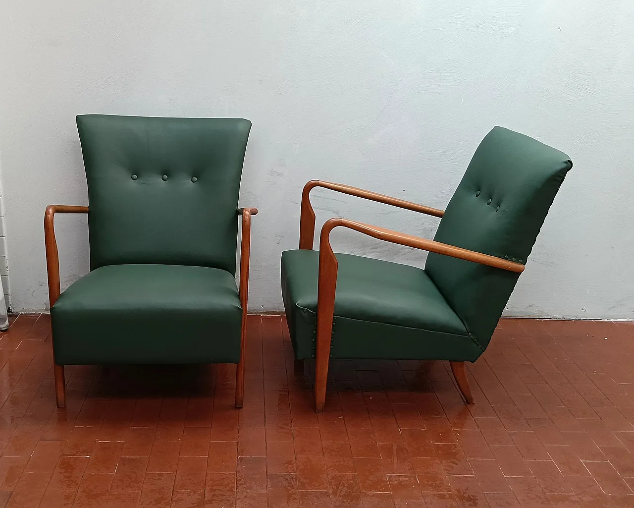 Pair of armchair 401 by Cassina walnut, calfskin, 50s 1