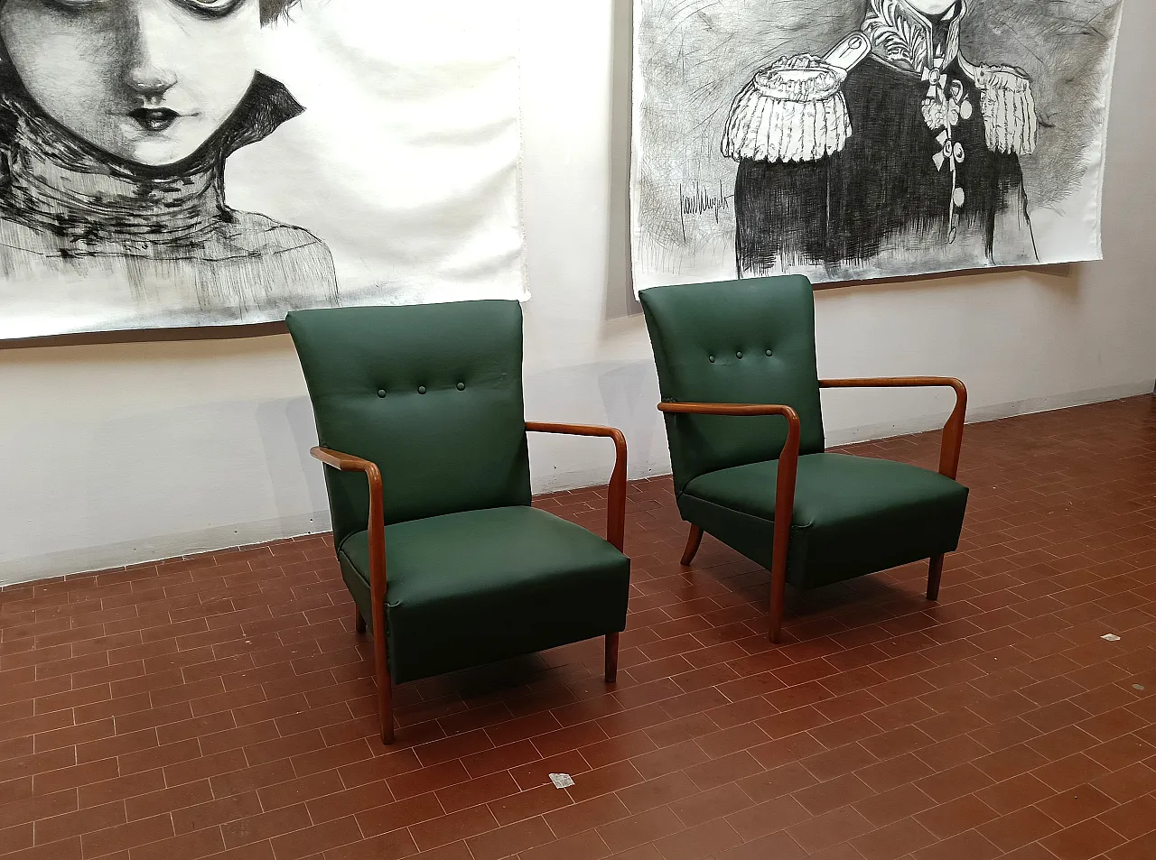 Pair of armchair 401 by Cassina walnut, calfskin, 50s 14