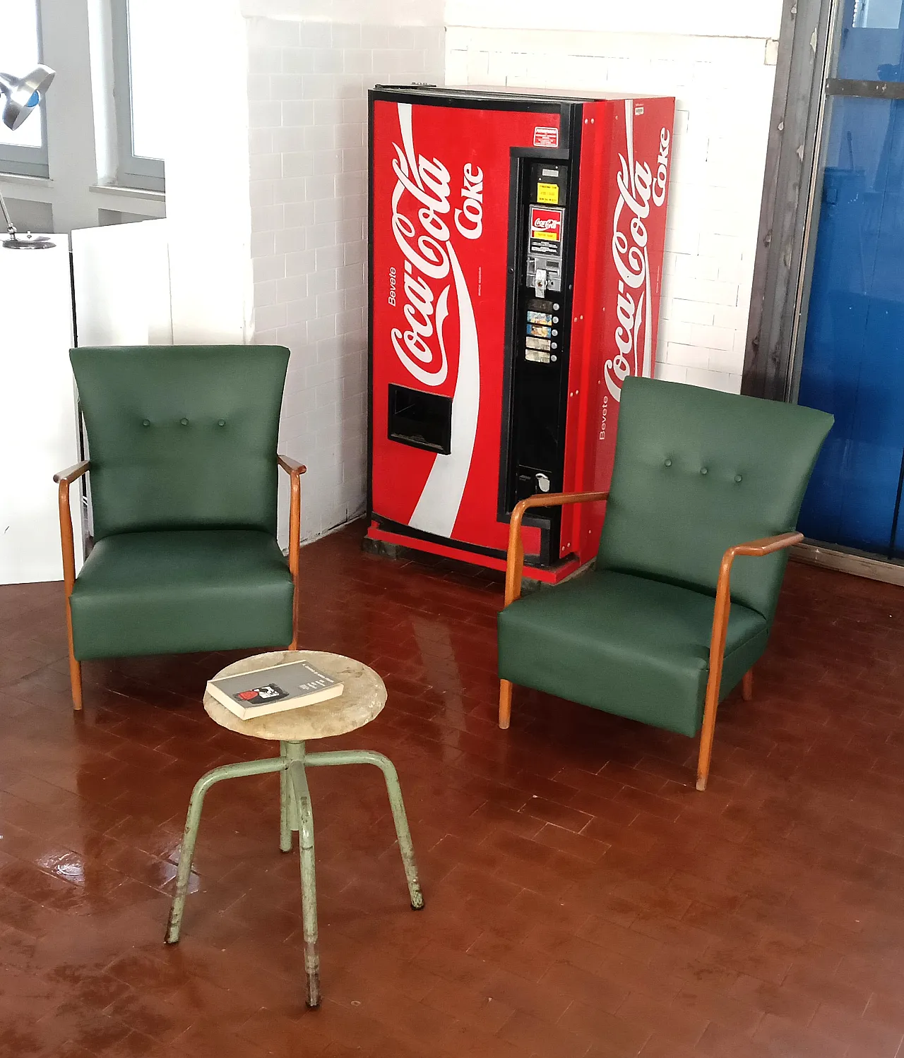 Pair of armchair 401 by Cassina walnut, calfskin, 50s 27