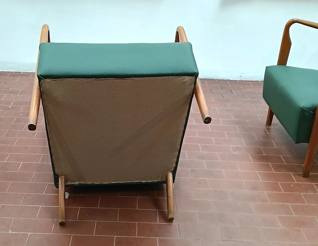 Pair of armchair 401 by Cassina walnut, calfskin, 50s 34