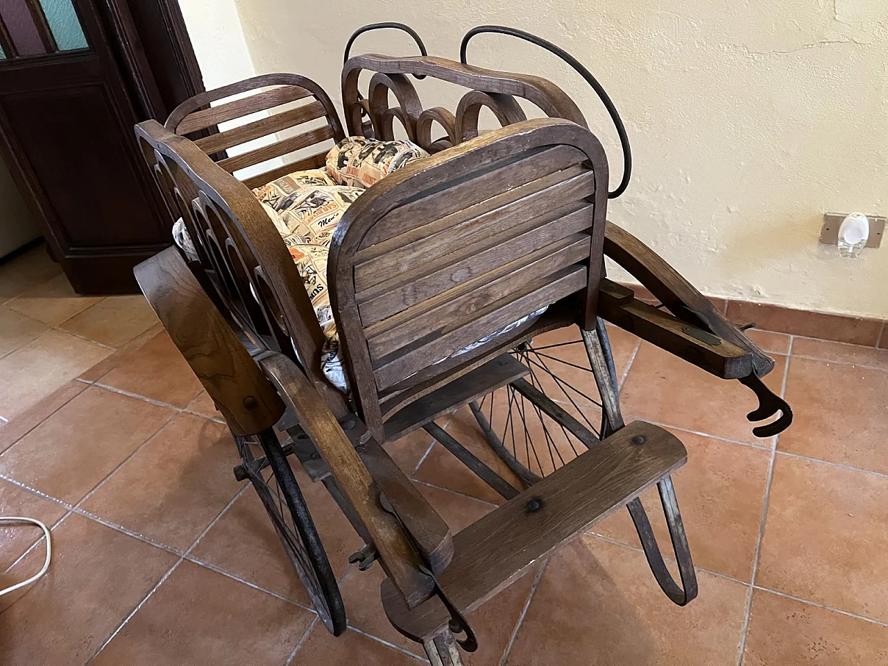 Carrozzina d'epoca francese, '800 3