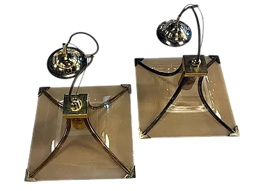 Coppia di lampadari in cristallo fumé e ottone, anni '70