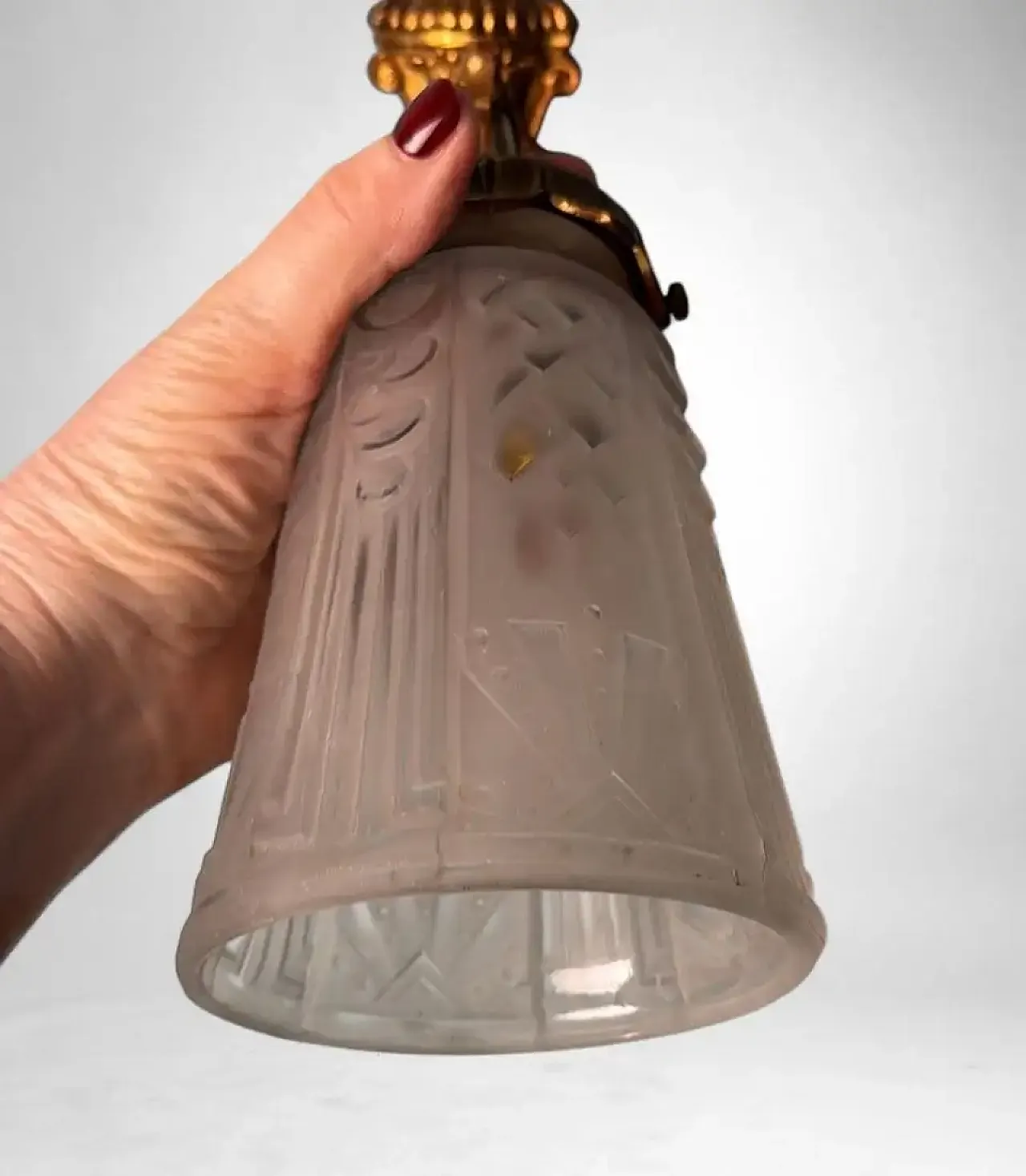 Pair of gilded bronze and cut glass wall lamps, 20th century 14