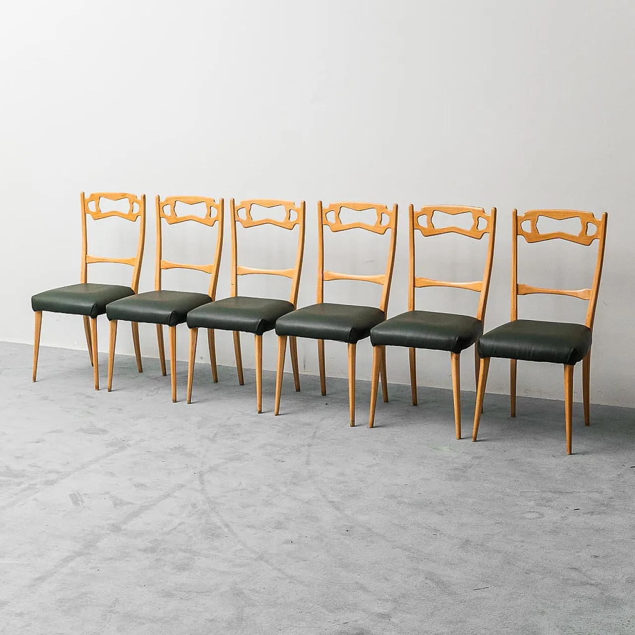 6 chairs in wood and green leather, 1960s 1