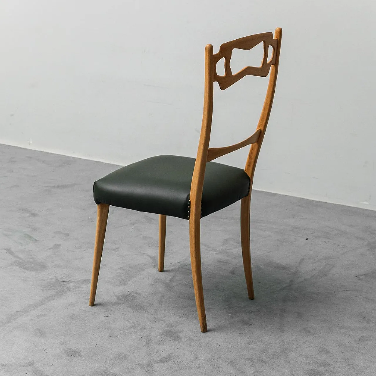 6 chairs in wood and green leather, 1960s 6