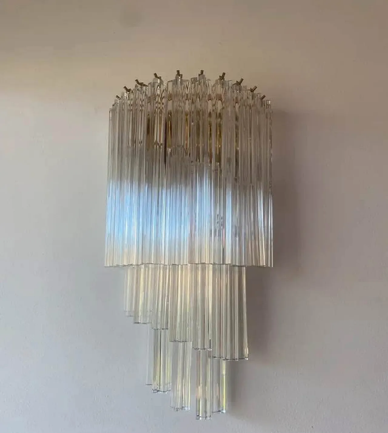 Chandelier and pair of Venini Novaresi Murano wall lights, 70s 4