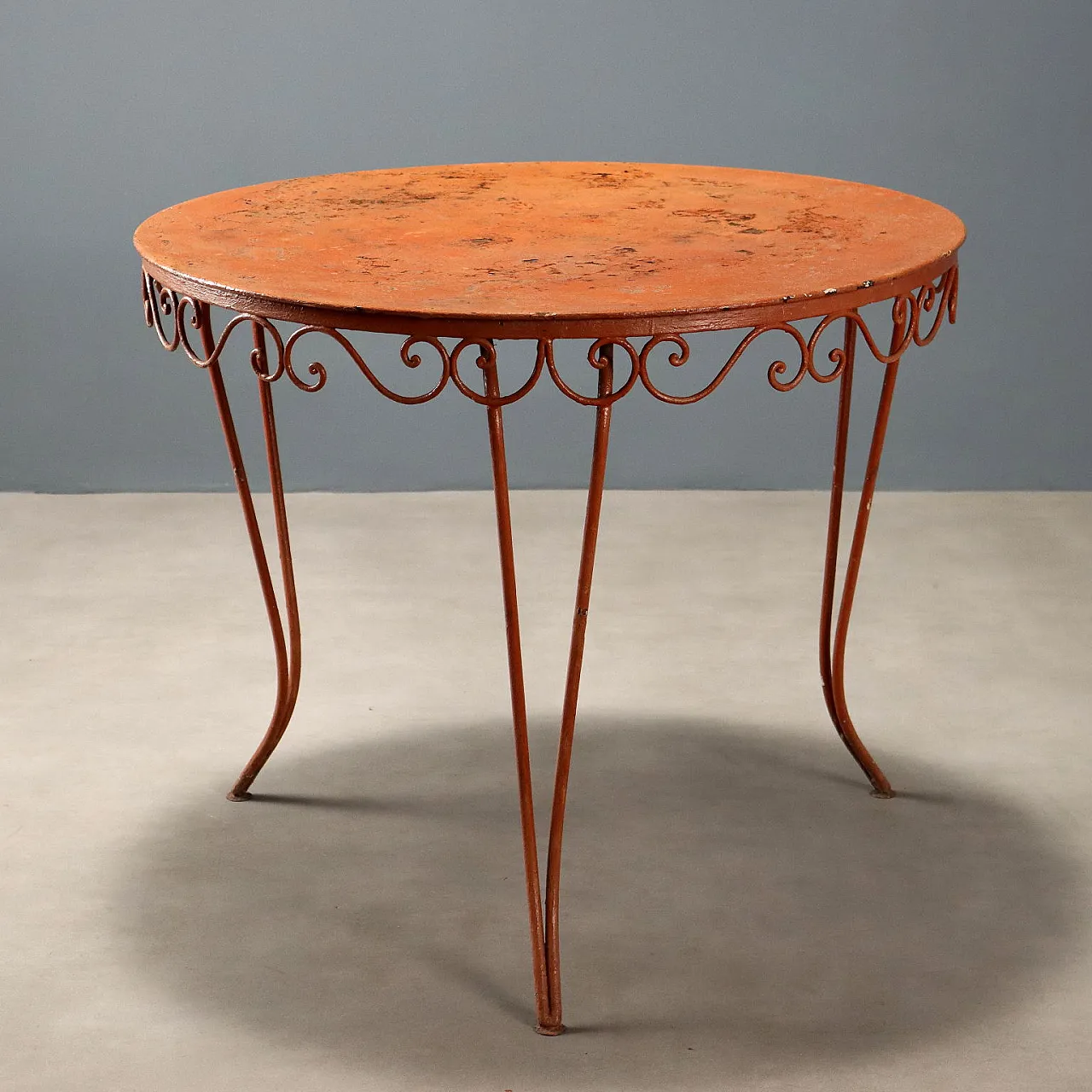 Tavolo da giardino in ferro con piano rotondo, primo '900 1