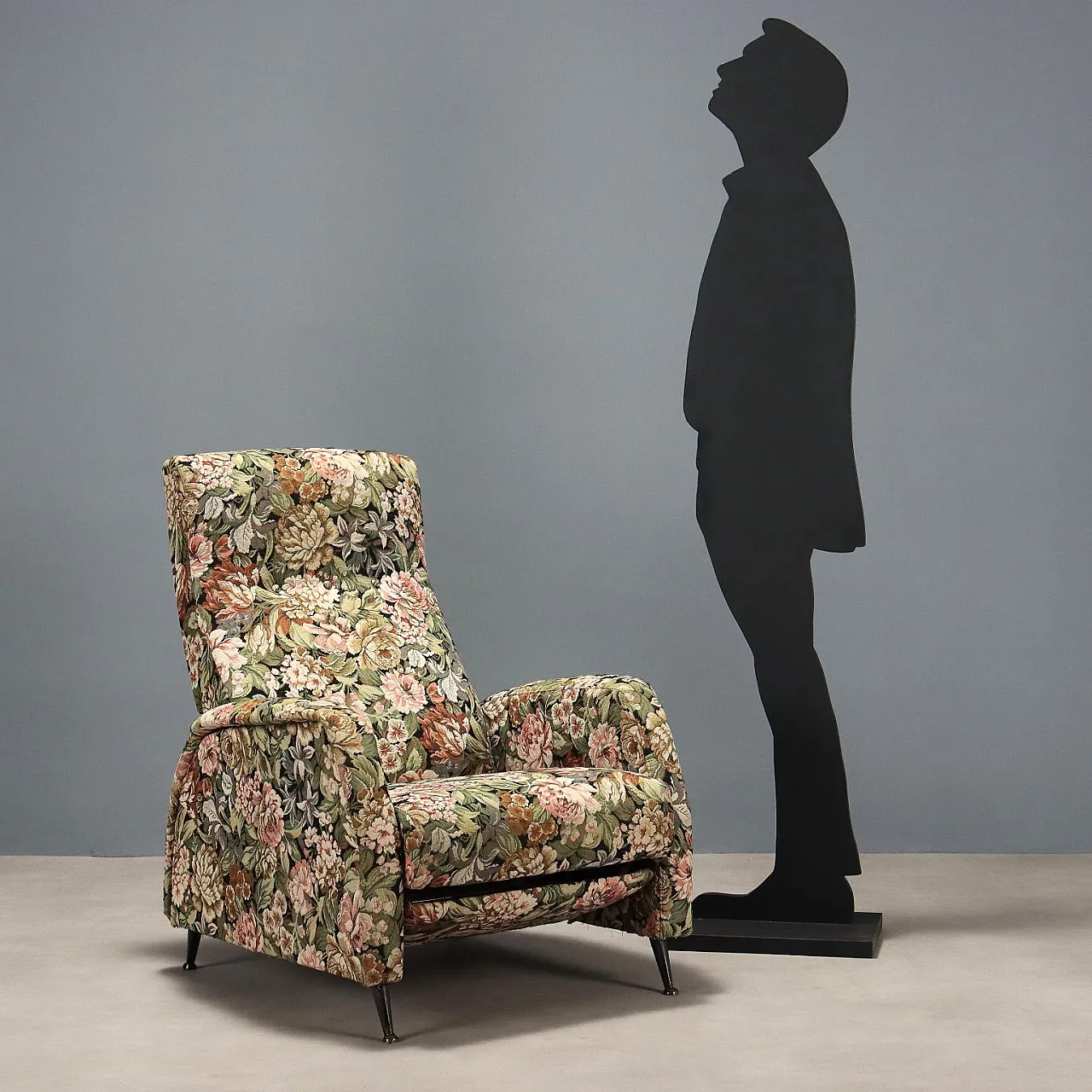 Poltroncina in espanso, tessuto e metallo smaltato, '900 2