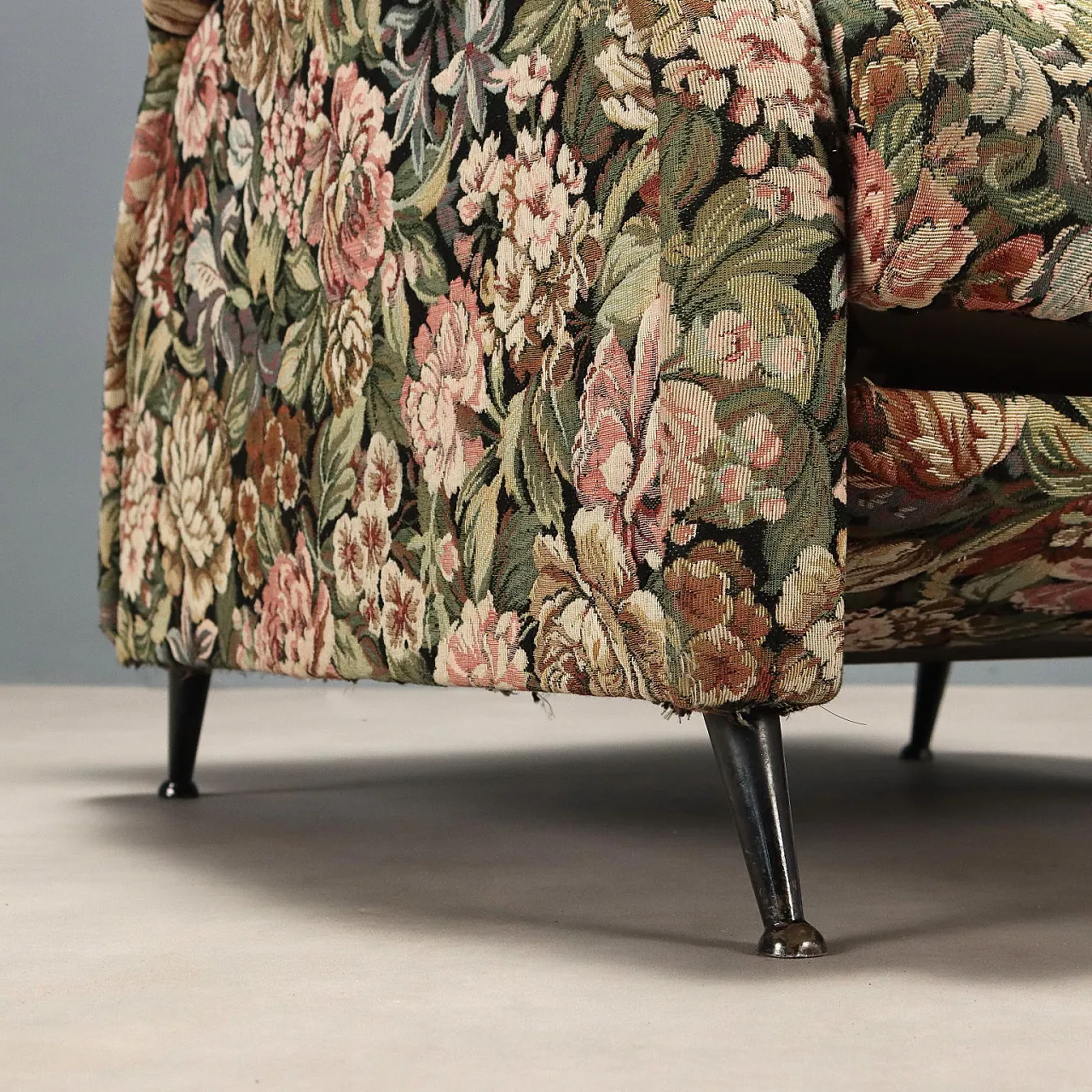 Poltroncina in espanso, tessuto e metallo smaltato, '900 6