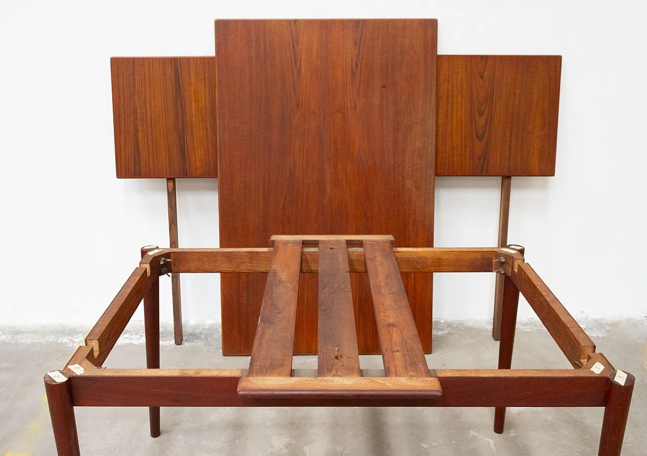 Scandinavian teak dining table by Hvidt & Nielsen, 1950s 6