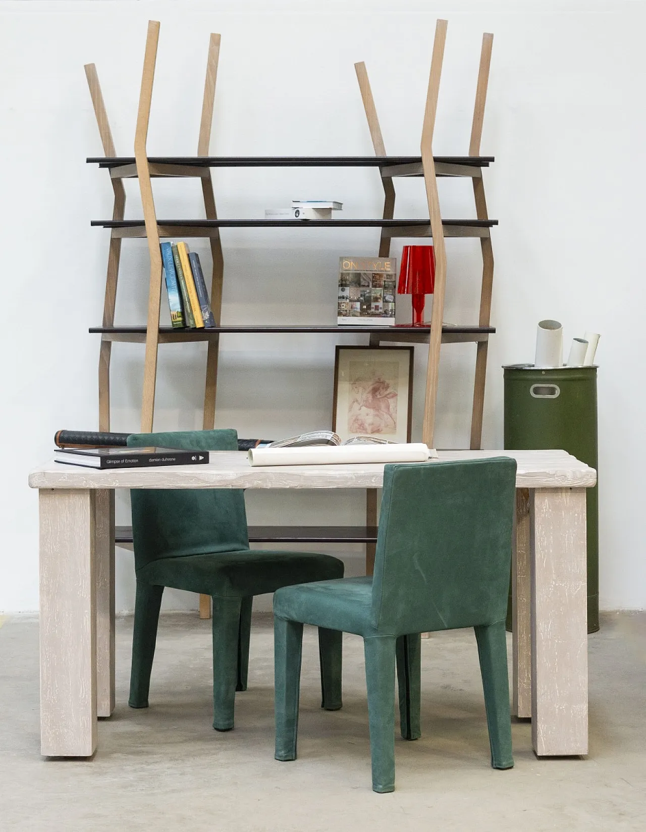 Tavolo artigianale in abete color tortora patinato, '900 9