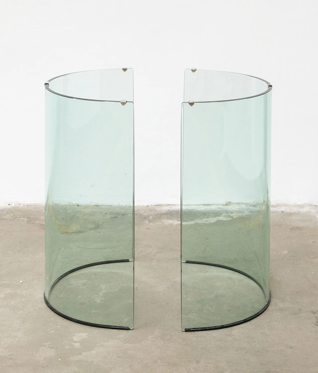 Oval glass table by Fiam, 1980s 8