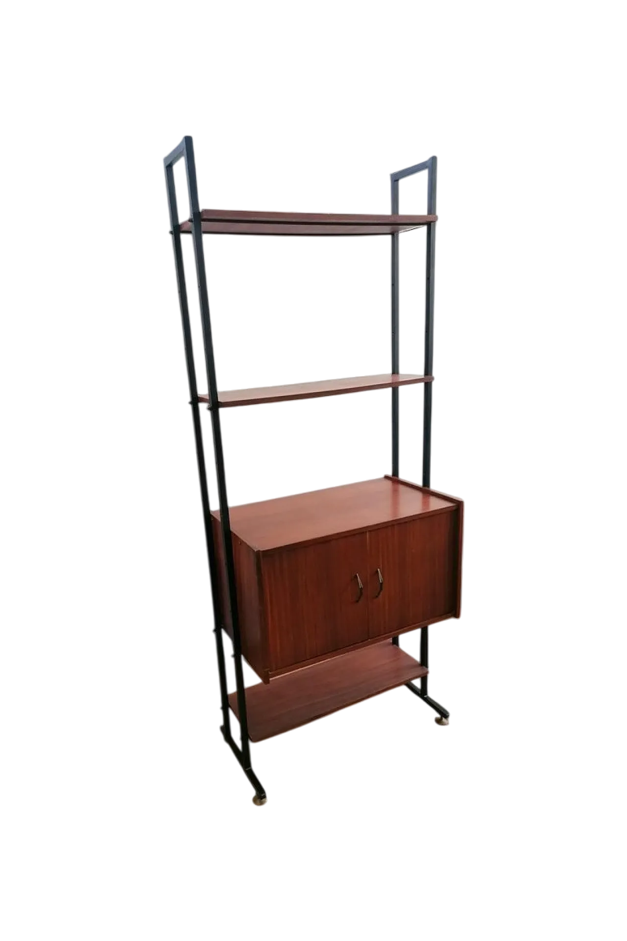 Libreria svedese con 3 ripiani e 2 ante, anni '70 6