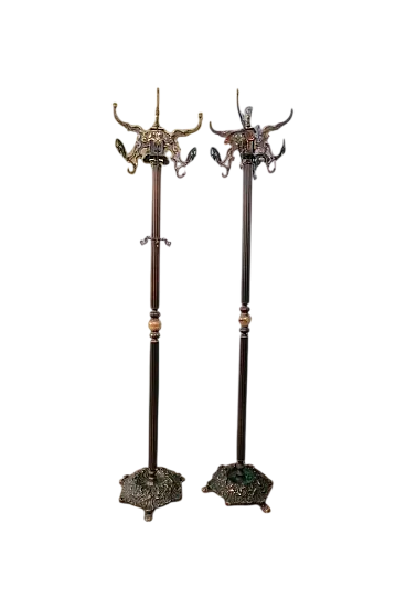 Coppia di appendiabiti in bronzo e ottone, anni '40