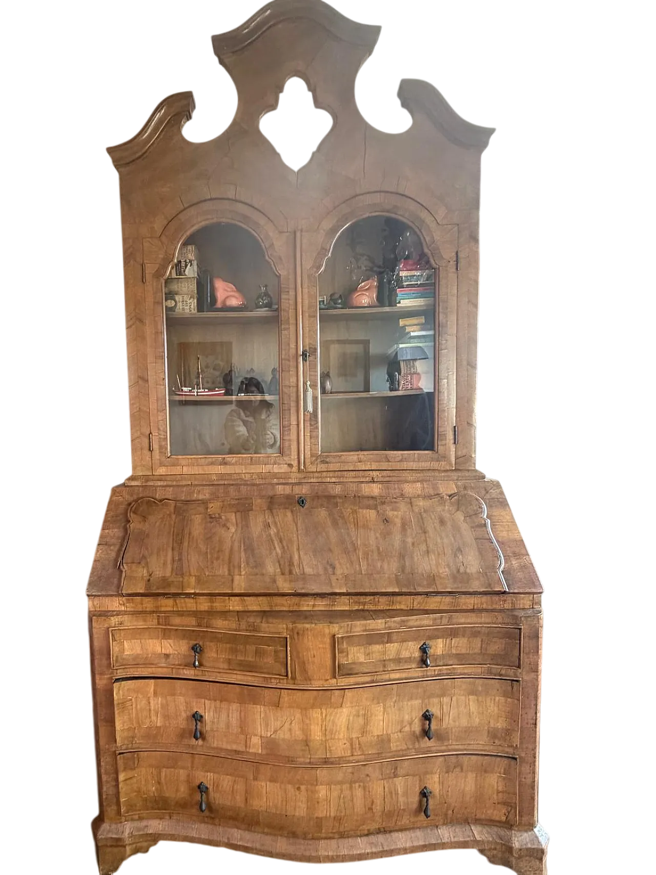 Italian trumeau in late 19th century walnut root 8