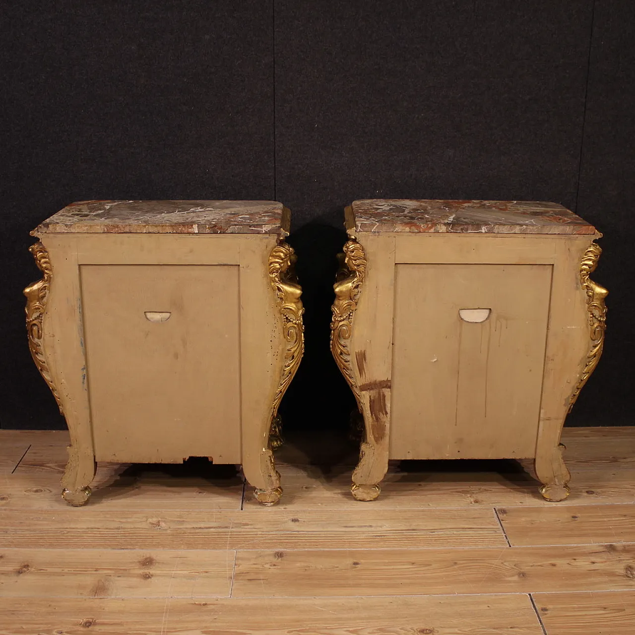 Pair of Italian lacquered and gilded bedside tables, 20th century 8