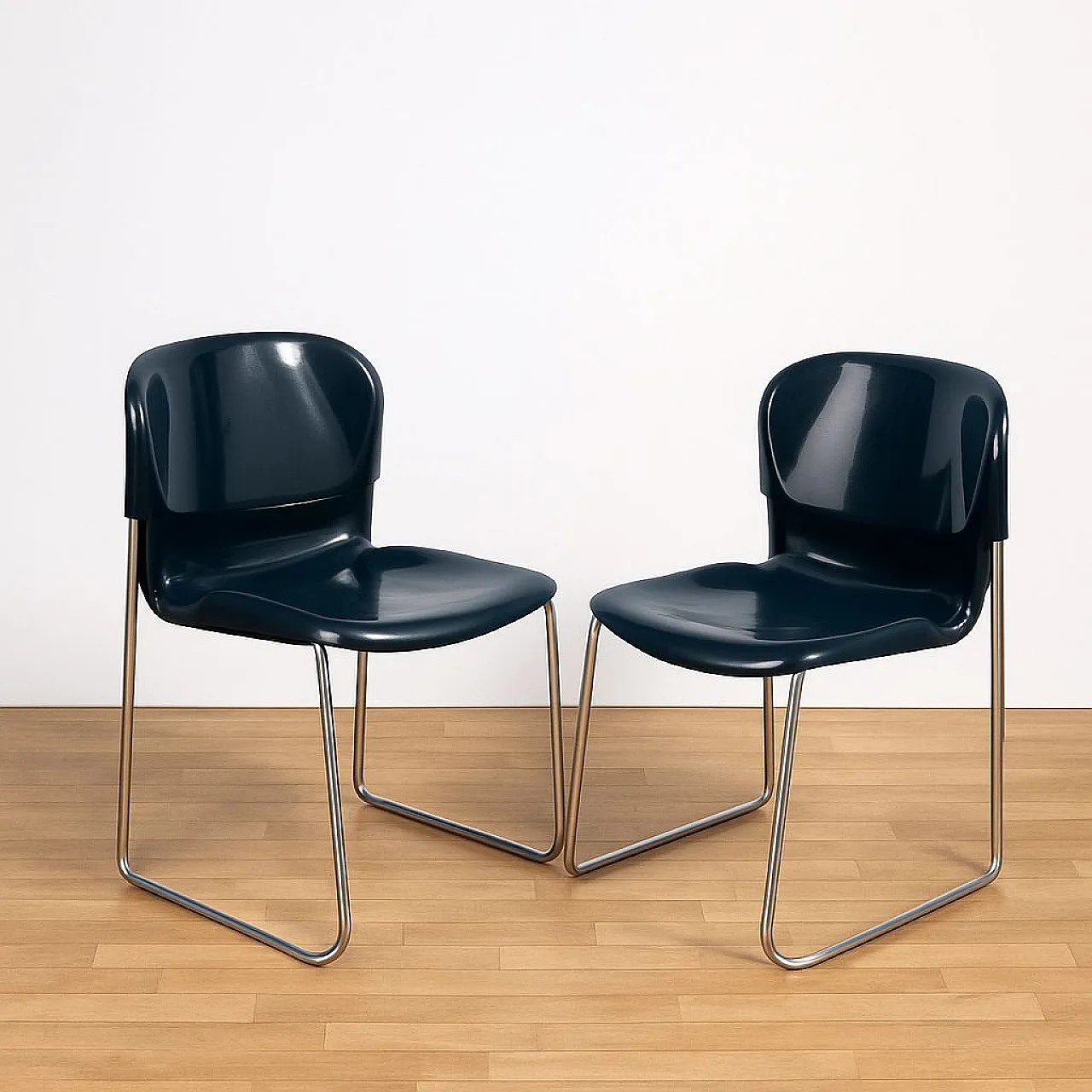 Coppia di sedie Drabert SM400K, anni '80 10