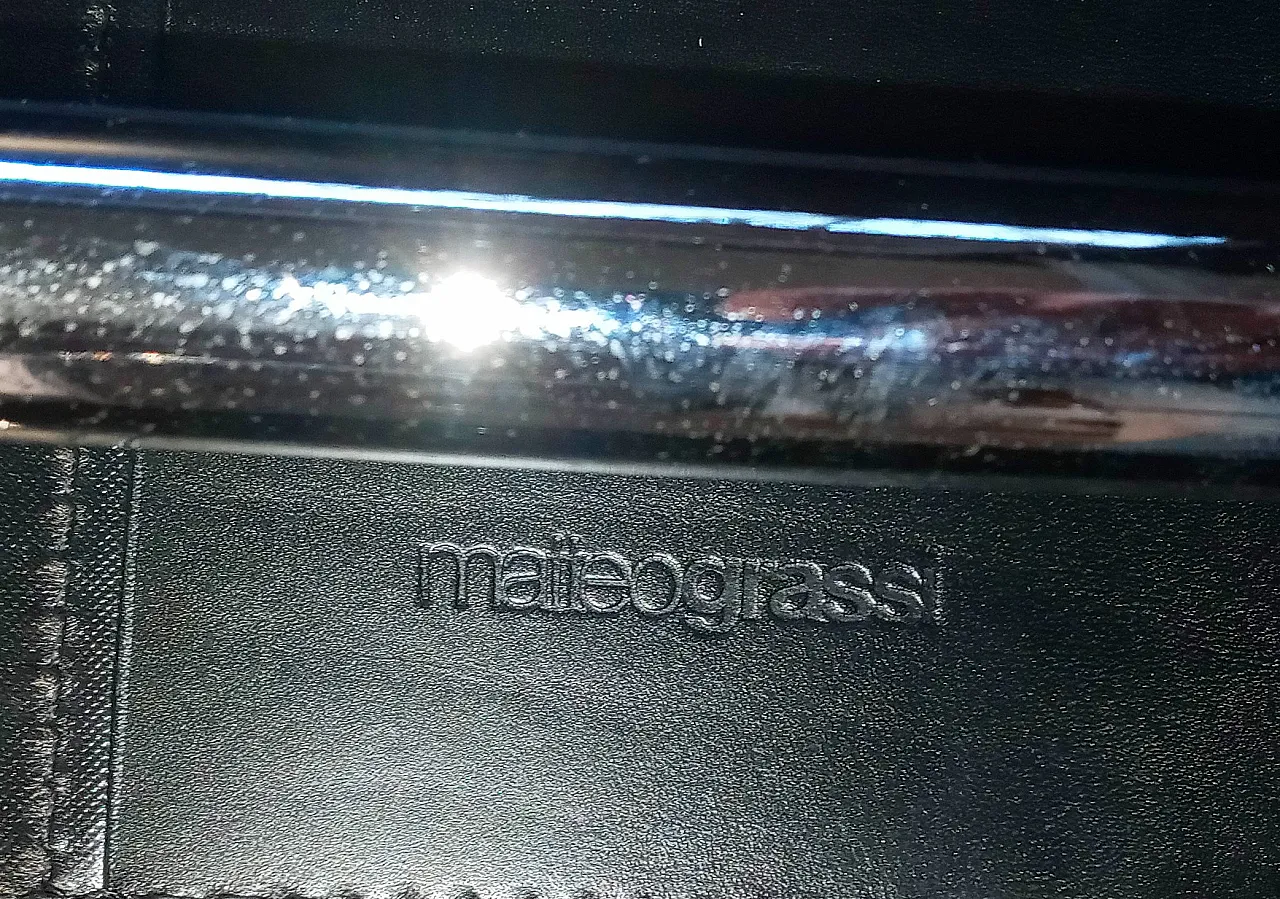 Pair of chairs with armrests by Matteo Grassi, 90s 9