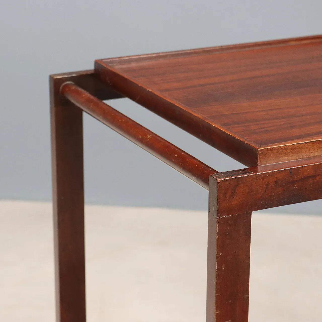 Carrello da cucina in legno su ruote con due ripiani estraibili, '900 3