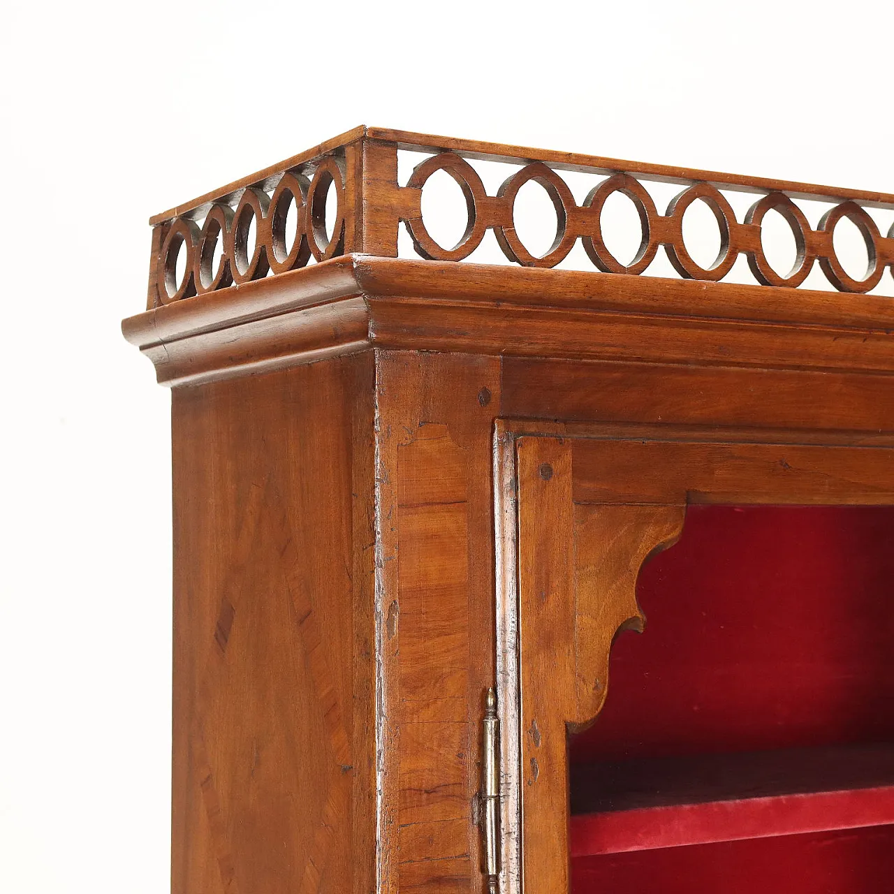 Vetrina in noce con inserti in velluto, '700 5