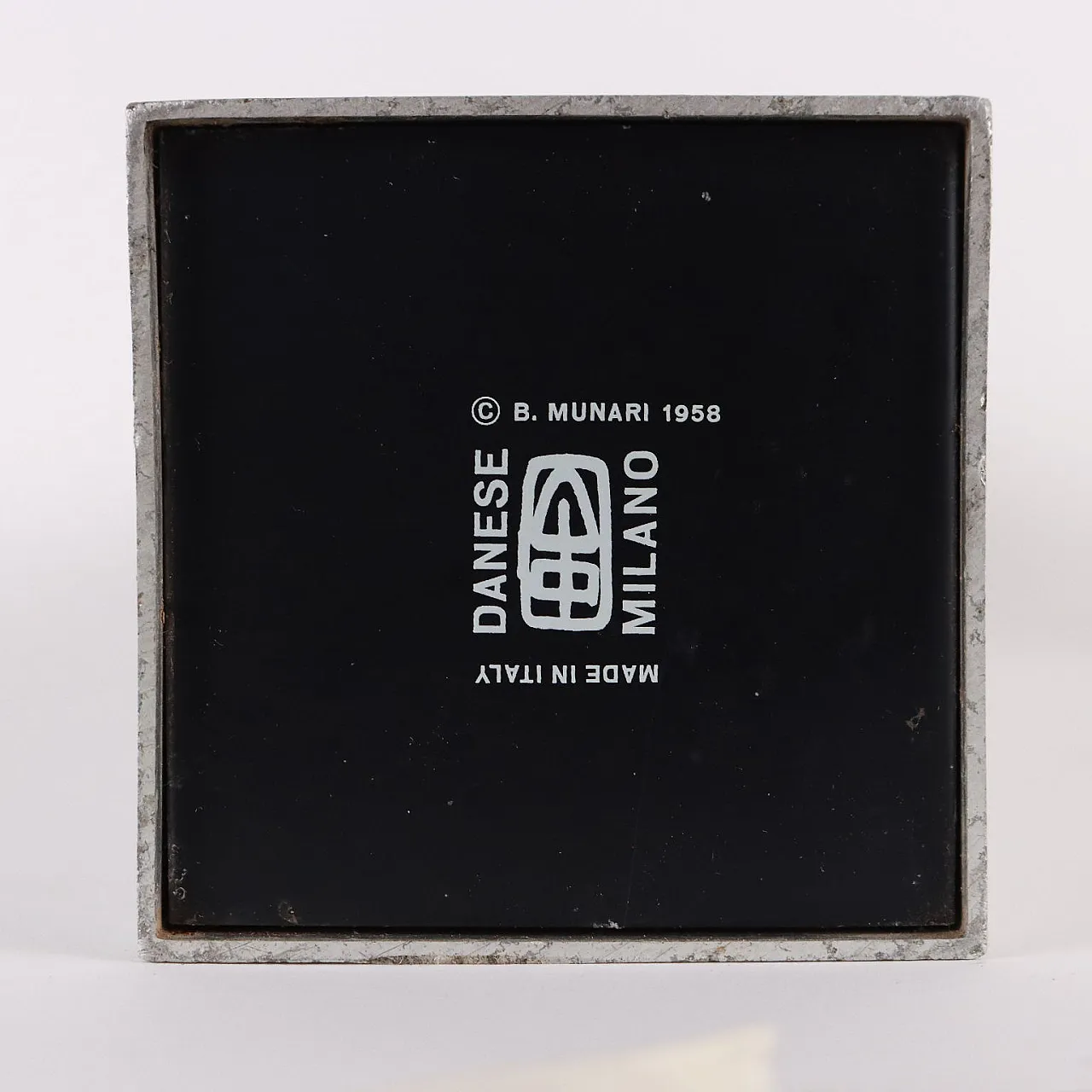 Posacenere da terra Ponza di Bruno Munari per Danese, anni '50 8