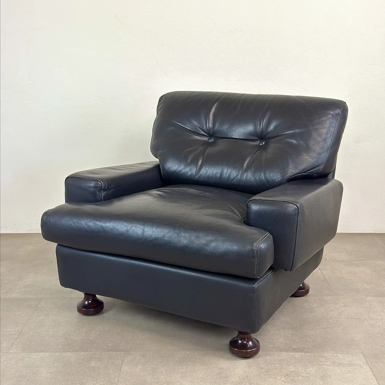 Dark brown leather armchair produced by Cinova, Italy, 1970s 1