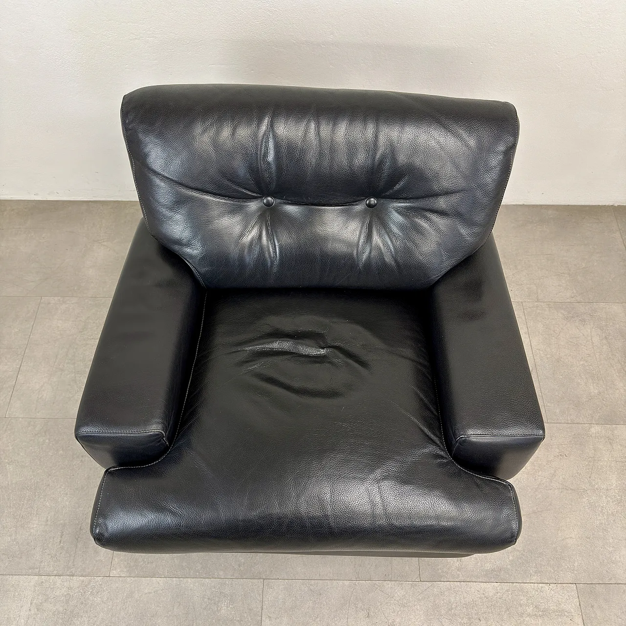 Dark brown leather armchair produced by Cinova, Italy, 1970s 8