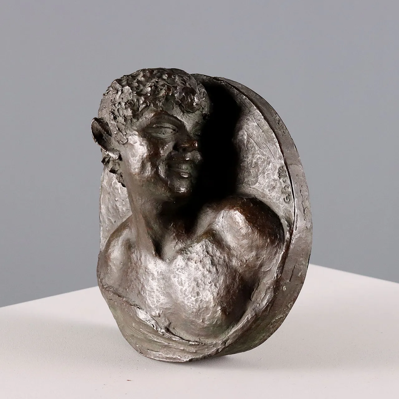 Coppia di pannelli in bronzo di G. Botta, '900 7