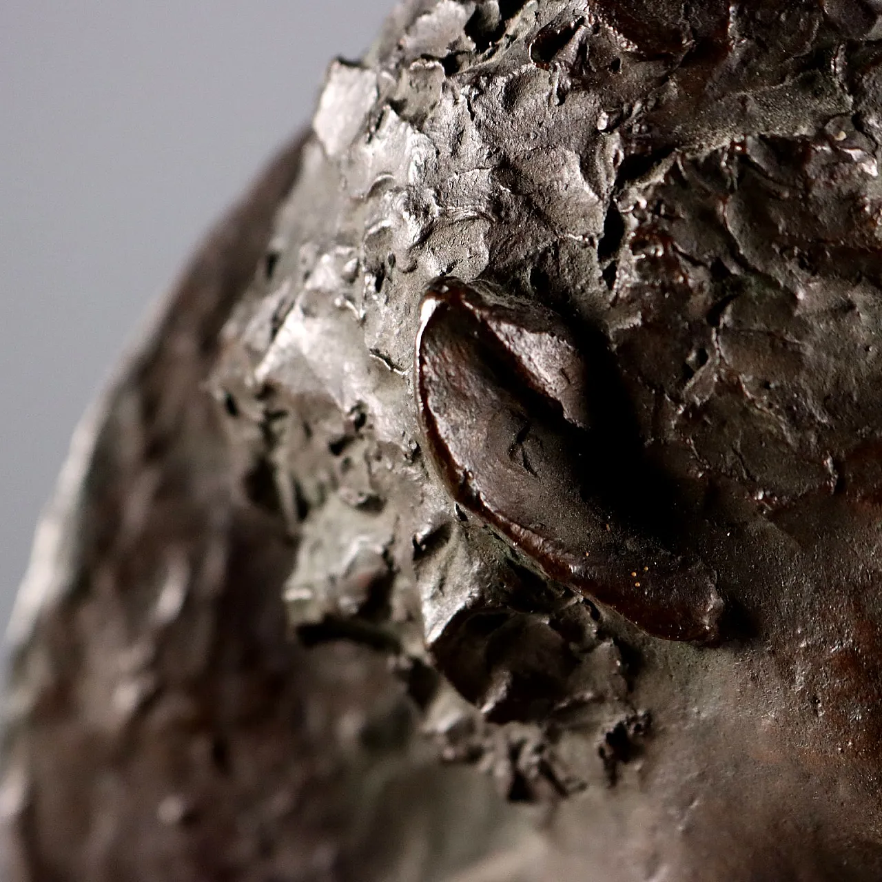 Coppia di pannelli in bronzo di G. Botta, '900 9