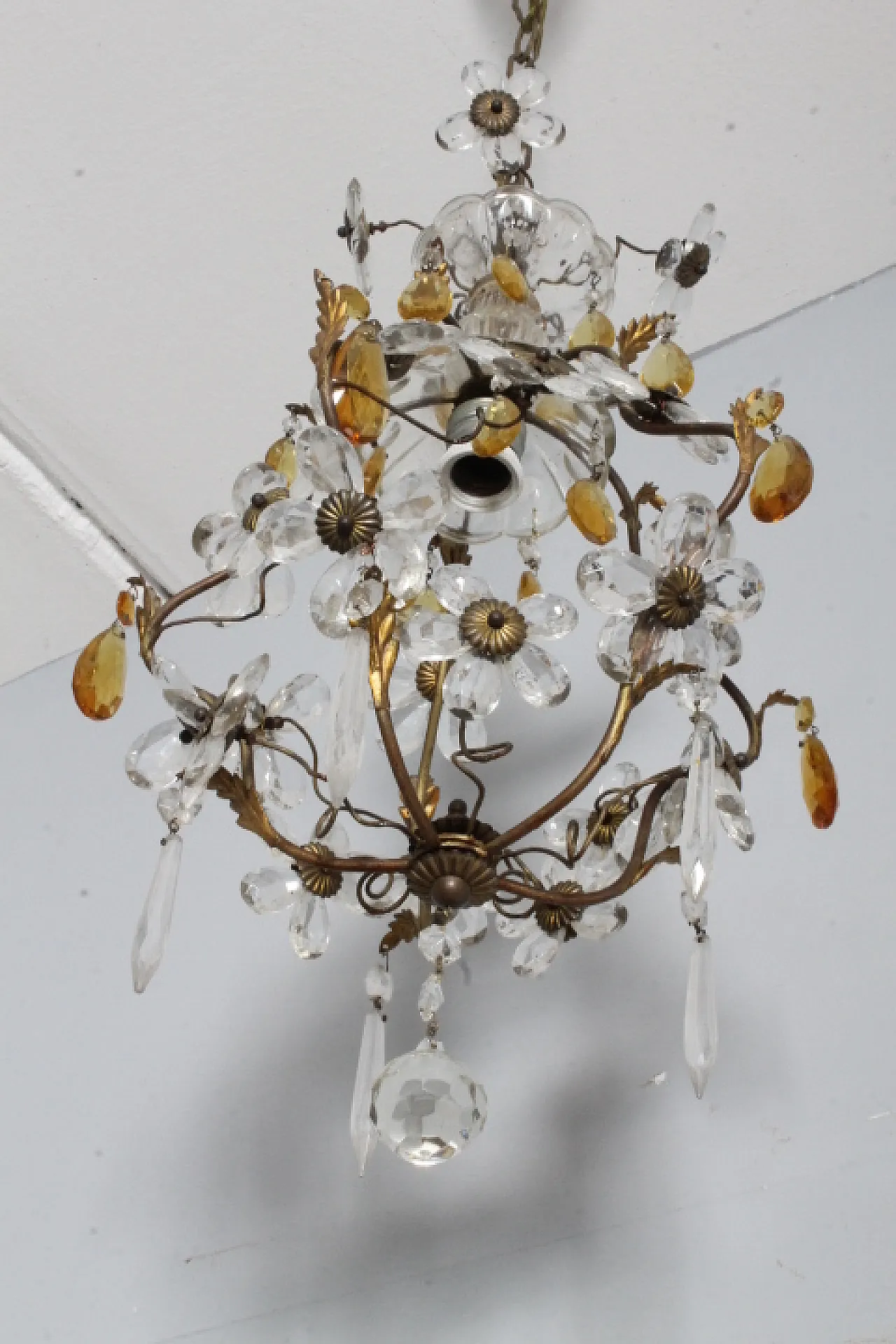 Liberty chandelier with pendants and crystal flowers, 1930s 11