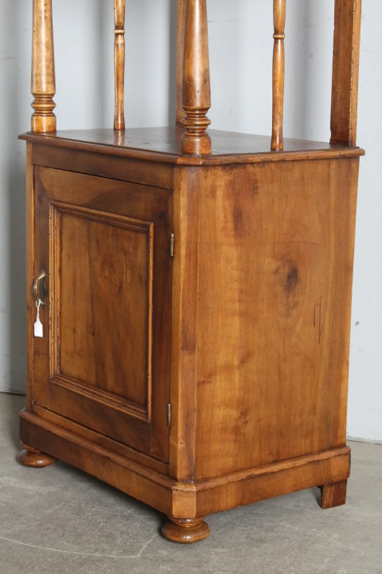 Louis Philippe bookcase in solid walnut, 19th century 7