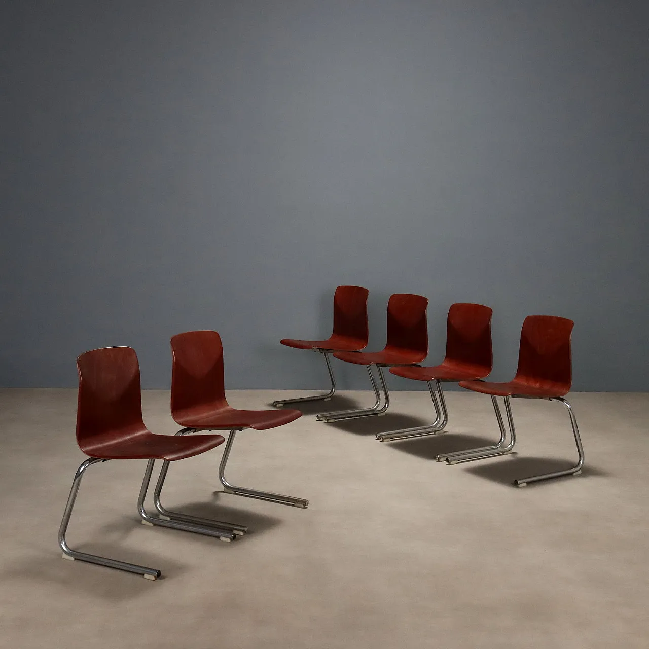 6 Sedie in metallo cromato e scocche in multistrato curvato, '900 1