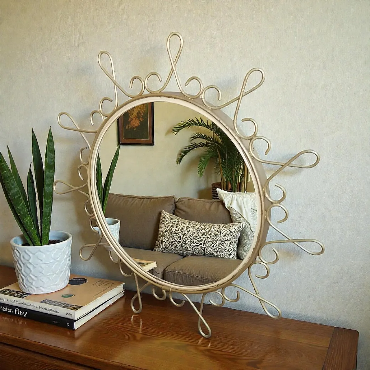 Specchio maggiordomo dorato con effetto sunburst convesso, anni '70 2