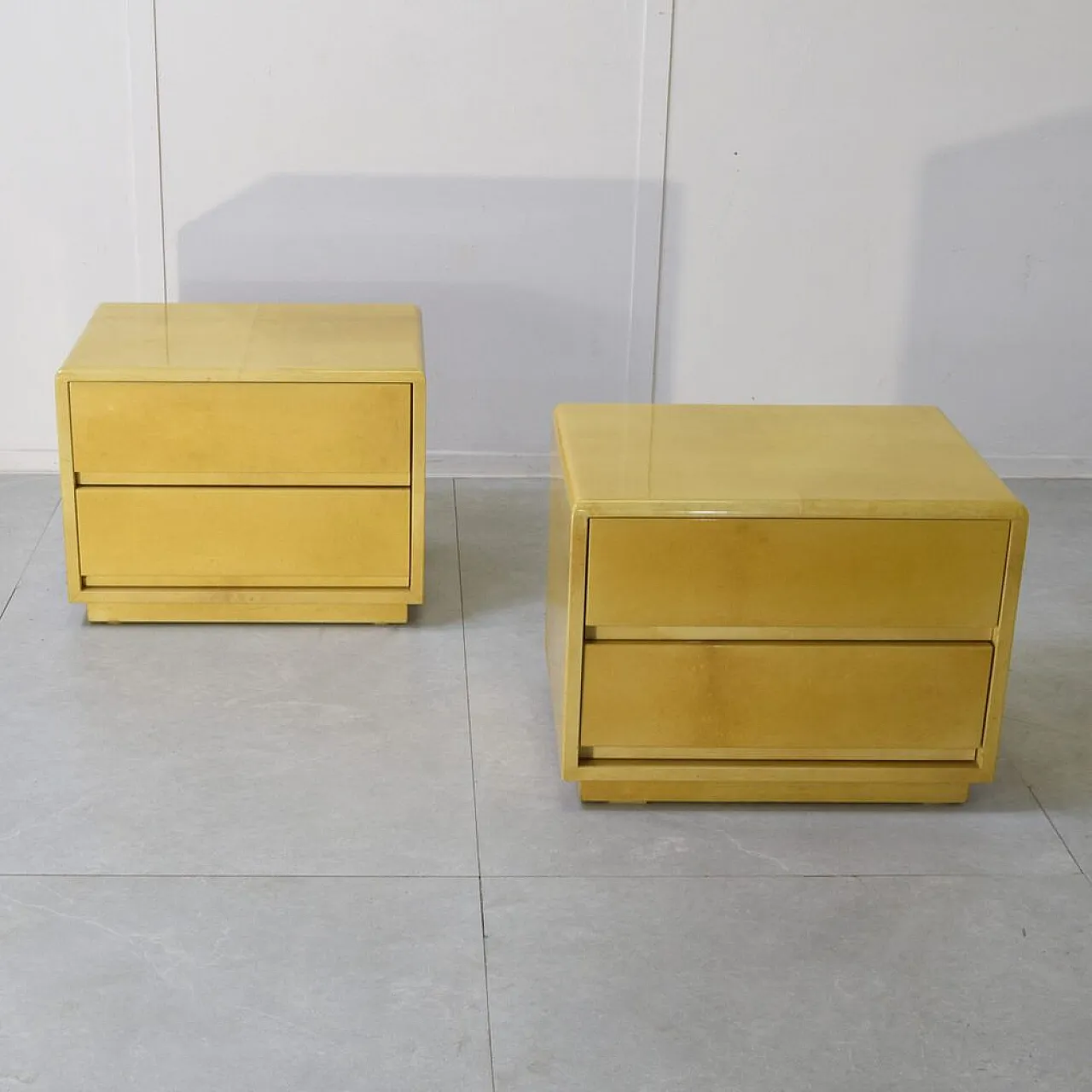 Pair of nightstands by Aldo Tura, 1970s 4