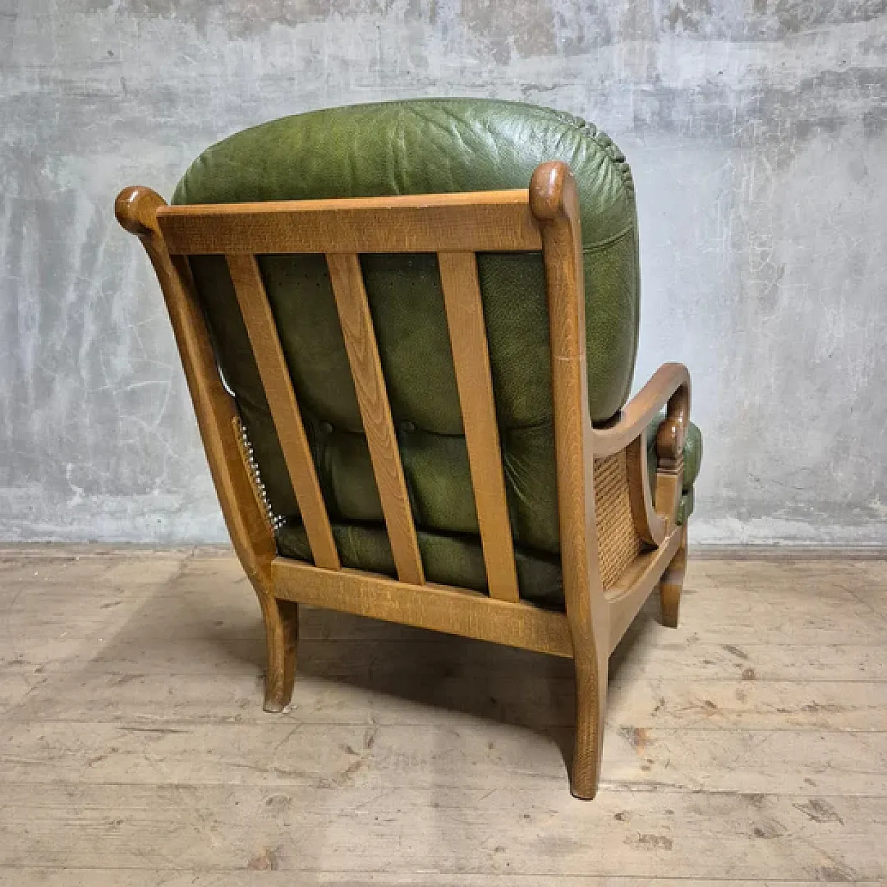 Poltrona lounge di metà secolo, lati in canna, anni '60 9